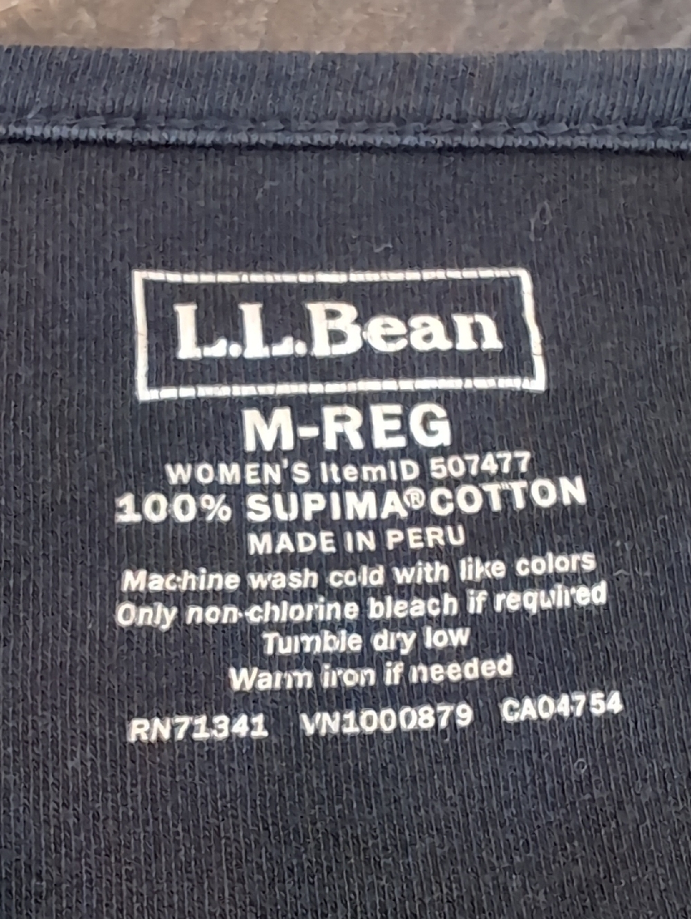 LL Bean Womens Supima Cotton Tee Long Sleeve Boat Neck Tshirt Black Size Medium - Picture 10 of 10